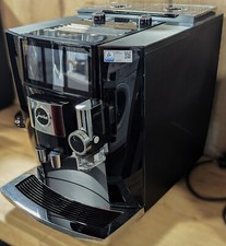 JURA Kaffeevollautomat J8 twin (EA) Diamond Black 15 bar B Ware
