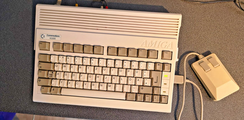 Commodore amiga 600 - commodore, (a600)