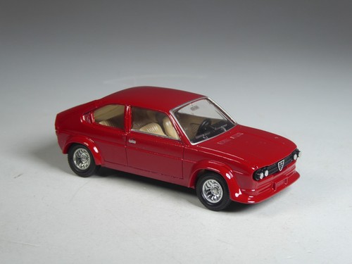 Solido alfa romeo - (sb-00),