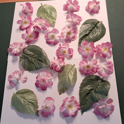 Seidenblumen konvolut - -,