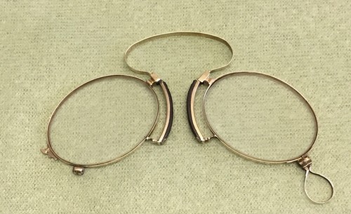 Brille kneifer zwicker uralt - brille,