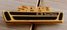 SCHÖNE PINS AUTO KÜHLERGRILL SAAB 2.3 TURBO ZAMAC SELTEN GOLDBODEN