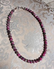 Traumhafte Kette aus Nepal aus