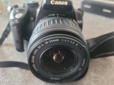 Canon EOS 350D / EOS Digital Rebel XT 8.0MP Digitalkamera - Schwarz (Kit mit...