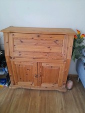 Sehr schöner Schreibtischschrank Buche
