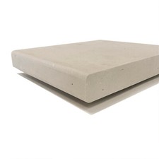 Treppenstufe Sandstein ab