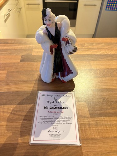 Royal doulton cruella - royal,
