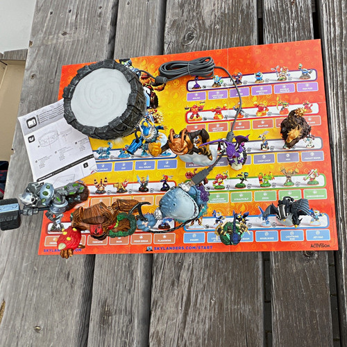 Activision skylanders - activision,