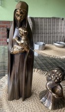 Maria mit Jesus  Kind und Engel aus Bronze Maria 34 cm Hoch, Engel 14 cm Hoch