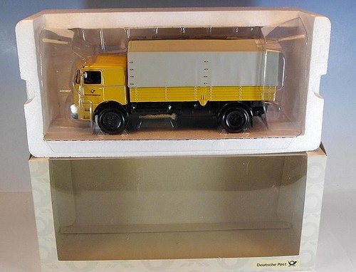Minichamps 010554 - minichamps, nr.