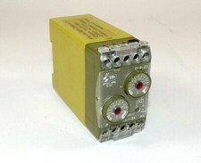 Pilz timing relay - timing,