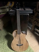 Flight Aviator Bariton Ukulele