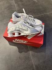 NIKE SHOX  R4 GS , Gr. 38