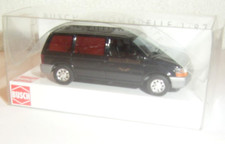 Busch 44622 / Chrysler Voyager , Bestattungswagen Schwarz / 1:87 Top Modell