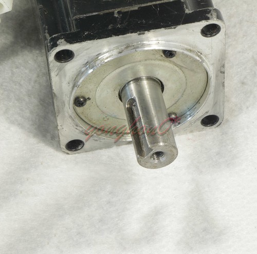 Used one fuji servo motor - one,
