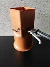 Abfülltrichter für Verpackungschips Styrofill Pack Bund Styropor