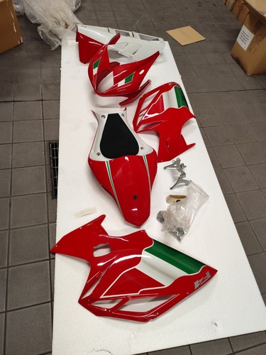 Gfk verkleidung agusta f4 - verkleidung, mv