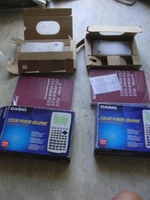 Paar, 2 x Taschenrechner ► Casio CFX-9850GB Plus Wissenschaftlicher Rechner