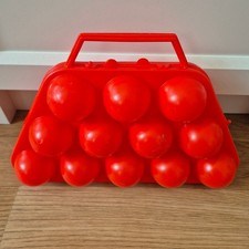 DDR Plastik Eierkoffer, 12