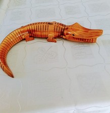 Krokodil aus Holz beweglich