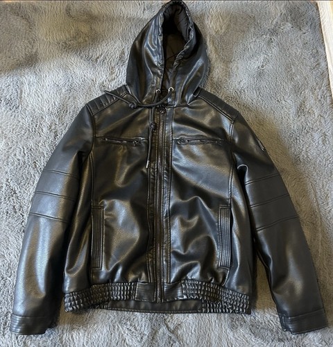 Schwarze kunstlederjacke - schwarze,