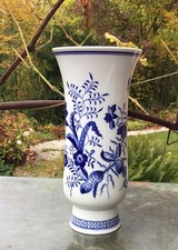 Meissen Vase Aquatinta