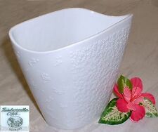 Hutschenreuther ~ Vase uni weiß ~ 60er Jahre ~ Fazolettovase / Taschentuchvase