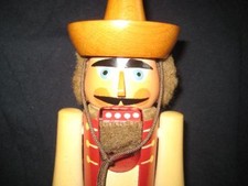 DDR Ostalgie Holzfigur