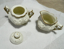 kleines 2er-Set: Milch & Zucker - Milchkännchen + Zuckerdose -  Keramik - Relief