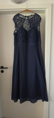 Elegantes abendkleid mit - elegantes,