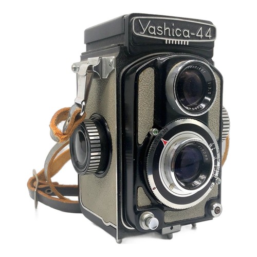 Yashica 44a tlr - yashica,
