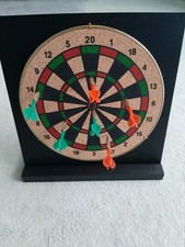 MINI DARTS SCHEIBE MIT 6 PFEILEN
