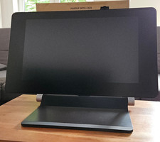 Wacom Cintiq Pro 24 Zoll UHD 4K STIFT Grafik Monitor DTK 2420 -  OVP TOP ZUSTAND