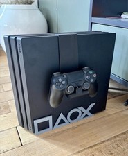Sony Playstation 4 PS4 Konsole  Pro 1 TB mit einem PS4 Controller