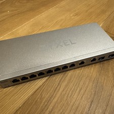 Zyxel XGS1210-12 Smart Managed