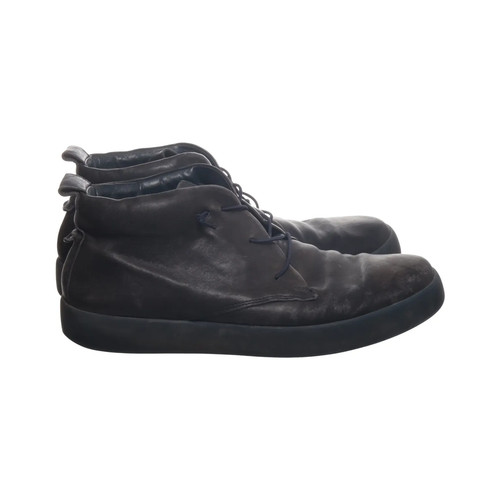 Think schnürstiefel - think!,,