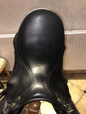 Maßangefertiger Dressursattel von Gerloc