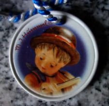 original Hummel exclusive Besucher Plakette "Geigerlein" FM 7