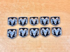 DODGE EMBLEM - ORIGINAL - PREIS PRO STÜCK - U-S-A