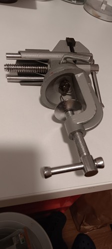 Tischschraubstock