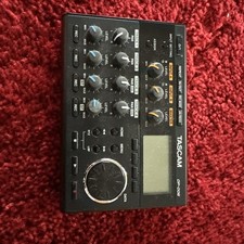 TASCAM 6-Spur SD/SDHC