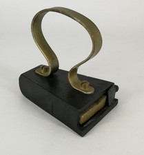 Gusseisen  Bolzenbügeleisen