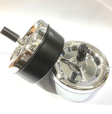 Aschenbecher aus Edelstahl