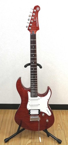 Yamaha pacifica pac212vqm - yamaha,