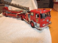 Franklin Mint Seagrave Drehleiter Feuerwehr-Zug 1:32 -17-
