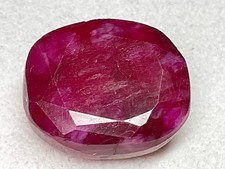Edelstein Rubin rot Roh  / CN