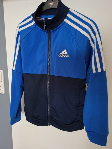 Adidas jacke - 🌞,