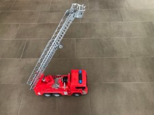 Bruder Feuerwehrfahrzeug