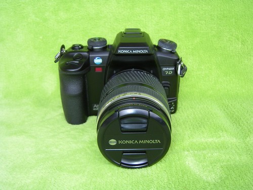 Konica minolta dynax - minolta,