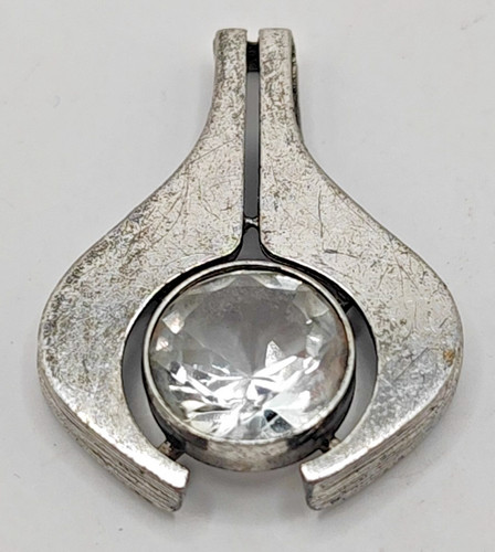 Schöner anhänger mit - mit, stein